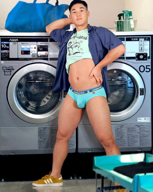 U-Pro Strider - Penguin Laundry - | UNDERSTAND - | MAD Lifestyle